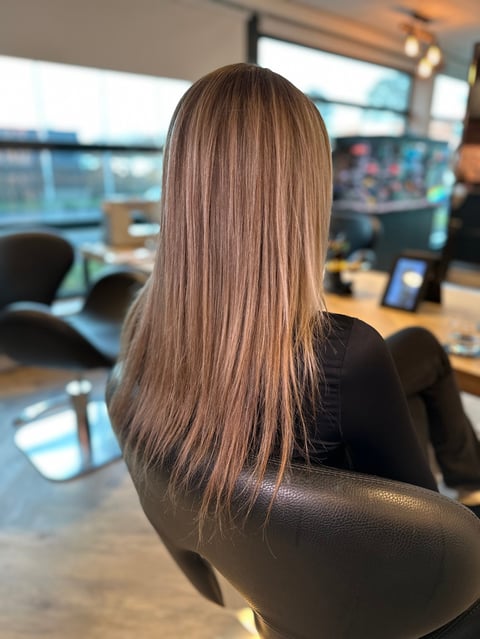 Yvette uit Boskoop - voor de behandeling met hairextensions